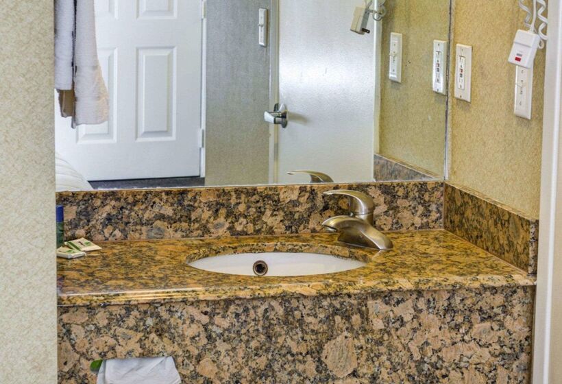 فندق Rodeway Inn Near Venice Beach