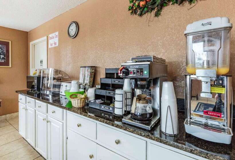 Отель Rodeway Inn Prattville I65