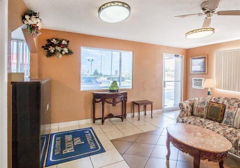 Отель Rodeway Inn Prattville I65