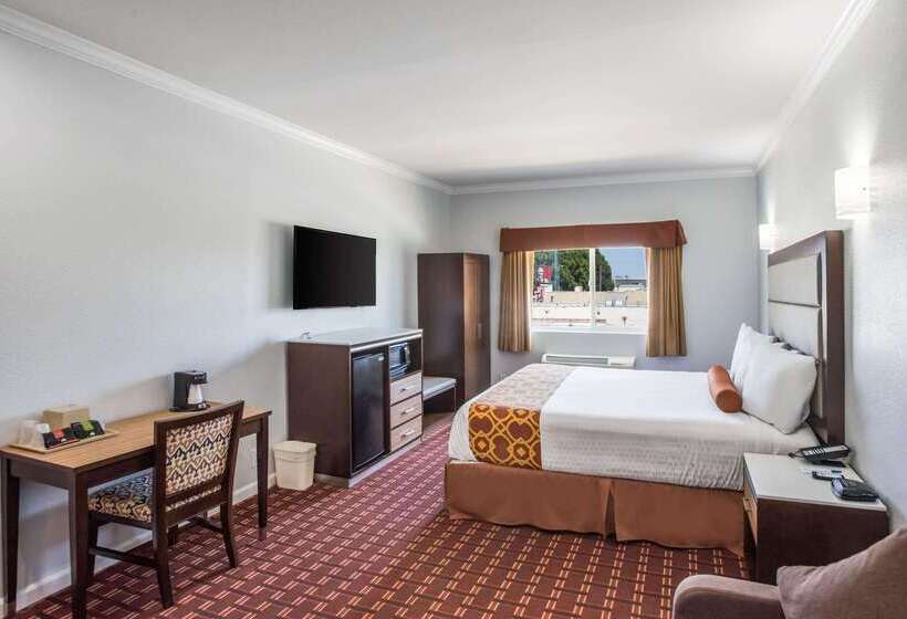 فندق Rodeway Inn & Suites Pasadena
