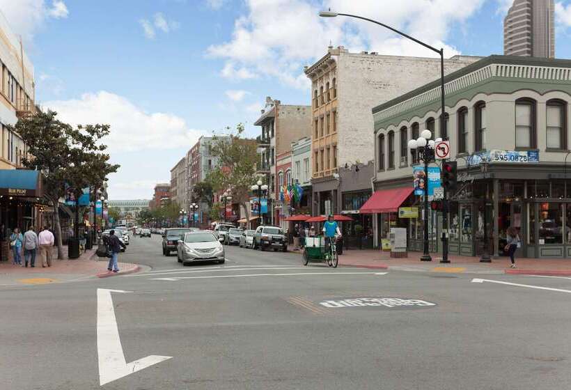 Super 8 By Wyndham San Diego Hotel Circle