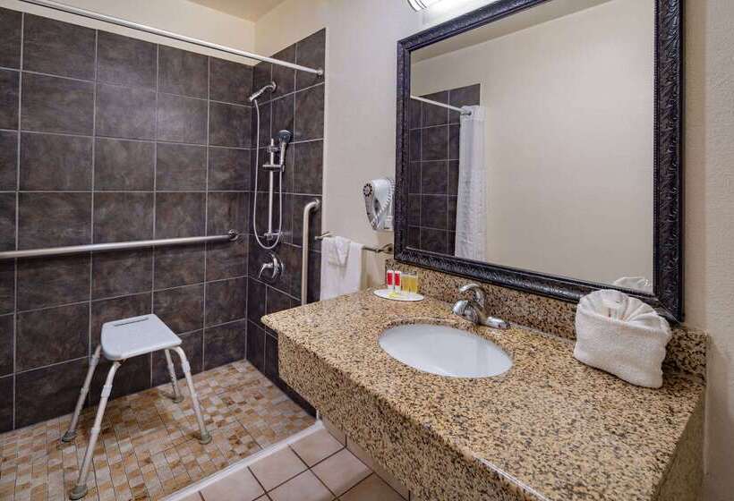 Super 8 By Wyndham San Diego Hotel Circle