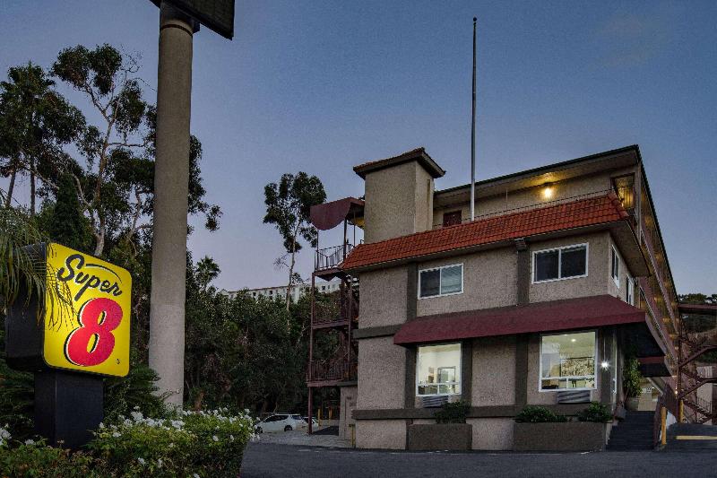 Super 8 By Wyndham San Diego Hotel Circle