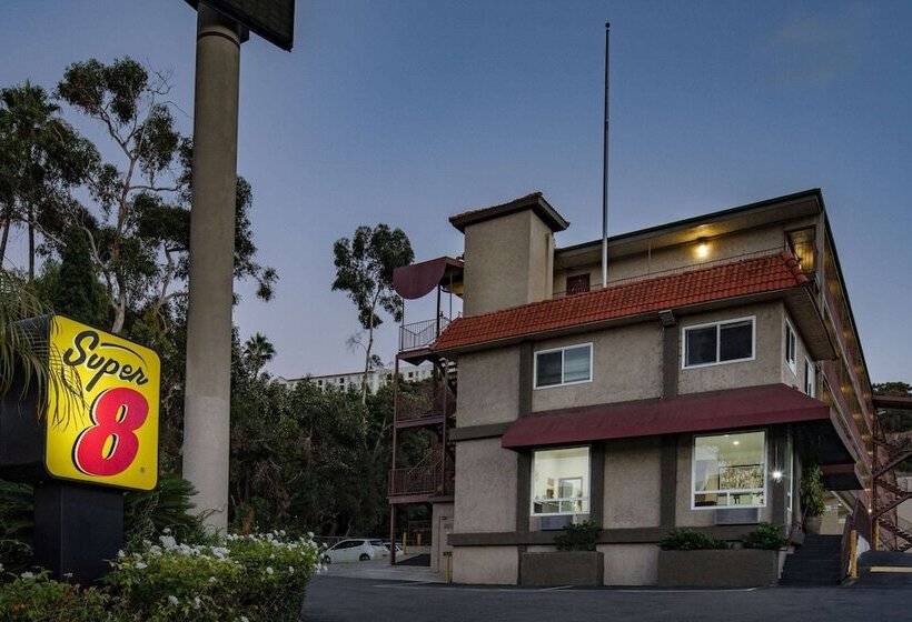 Super 8 By Wyndham San Diego Hotel Circle