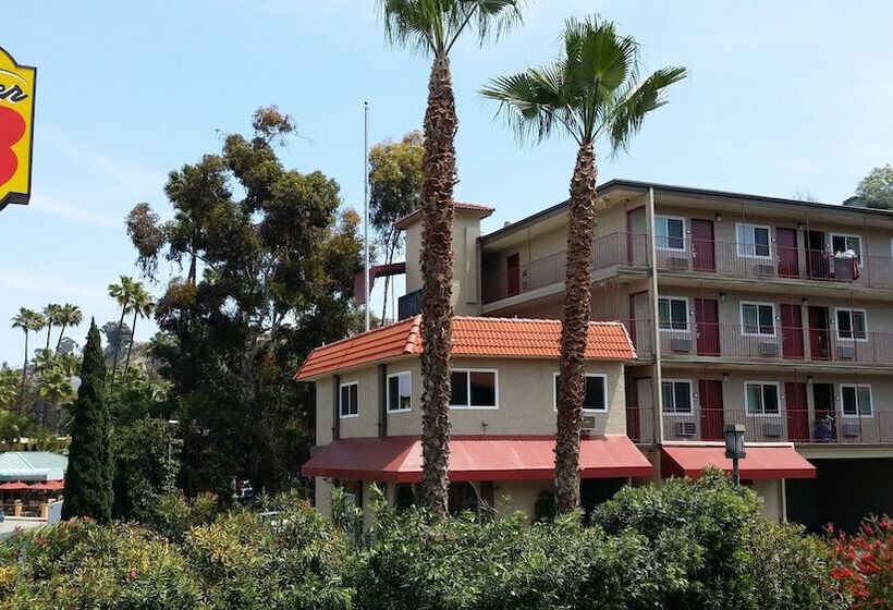 Super 8 By Wyndham San Diego Hotel Circle