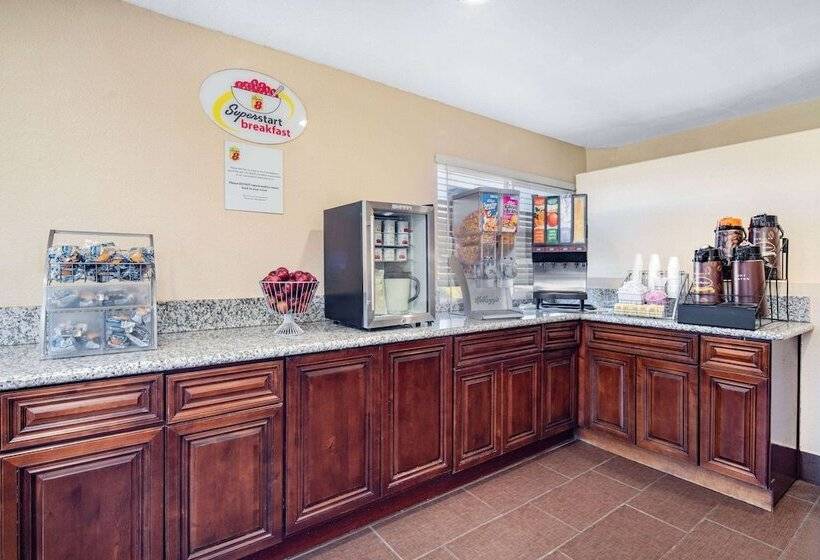 Super 8 By Wyndham San Diego Hotel Circle