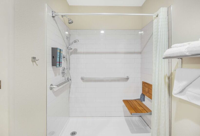 בית מלון כפרי Surestay  By Best Western Fontana