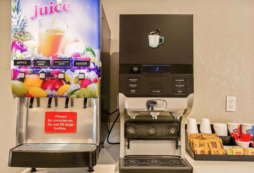 בית מלון כפרי Surestay  By Best Western Fontana