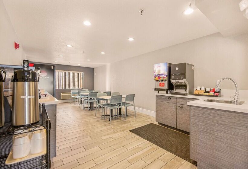 בית מלון כפרי Surestay  By Best Western Fontana