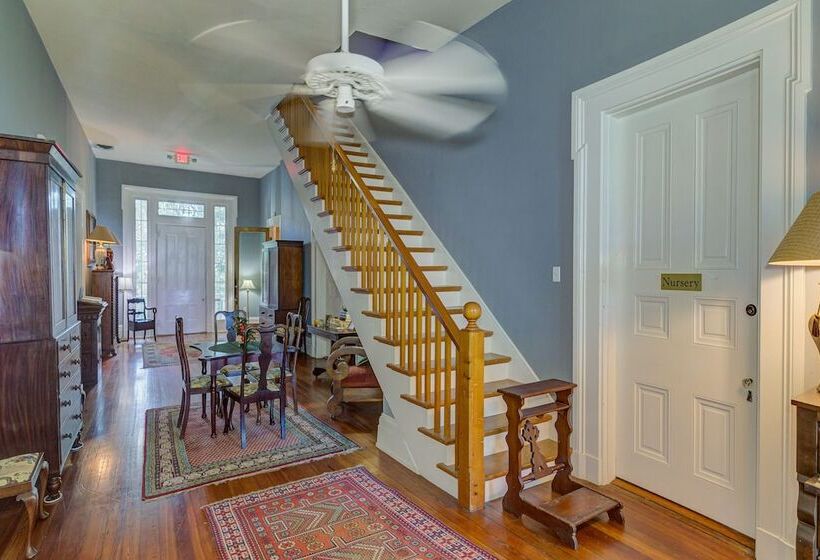 ホテル The Duff Green Mansion