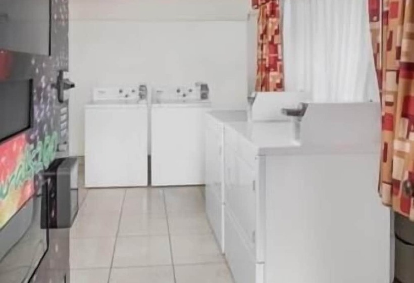 فندق Travelodge By Wyndham Klamath Falls