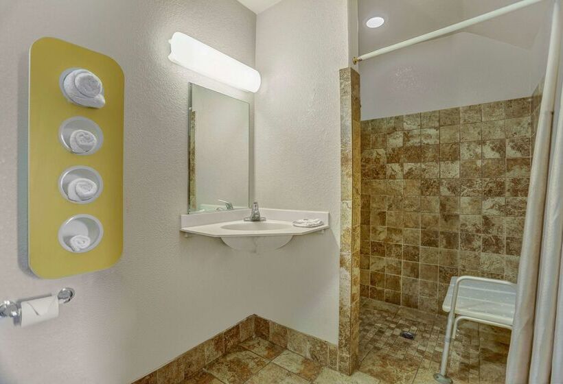 Motel 6fresno, Ca Belmont Ave