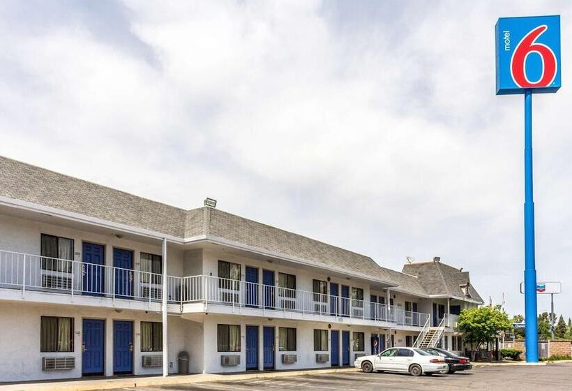 Motel 6fresno, Ca Belmont Ave