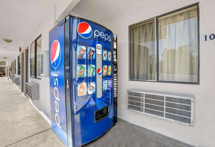 Motel 6fresno, Ca Belmont Ave