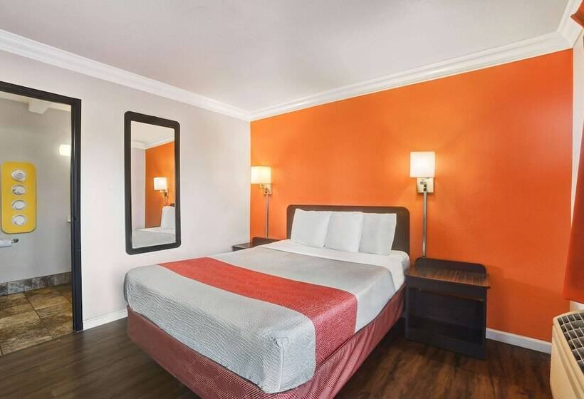 Motel 6fresno, Ca Belmont Ave