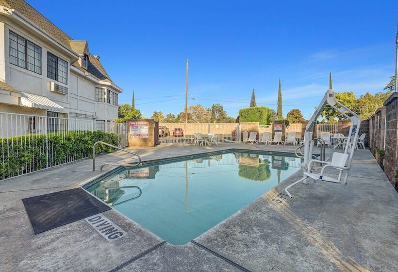 Motel 6fresno, Ca Belmont Ave