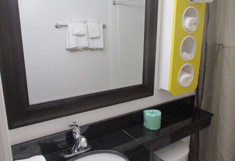 Motel 6 North Olmsted, Oh Cleveland