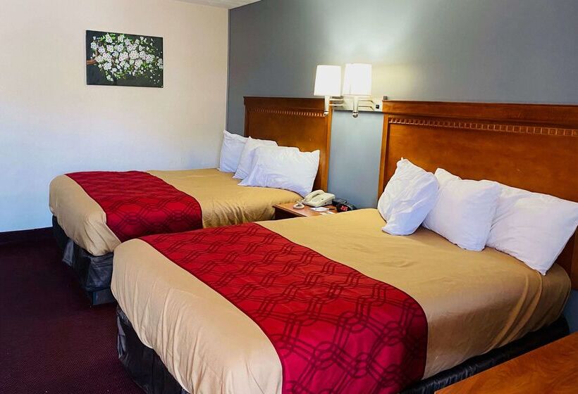 汽车旅馆  Baymont By Wyndham Lake George