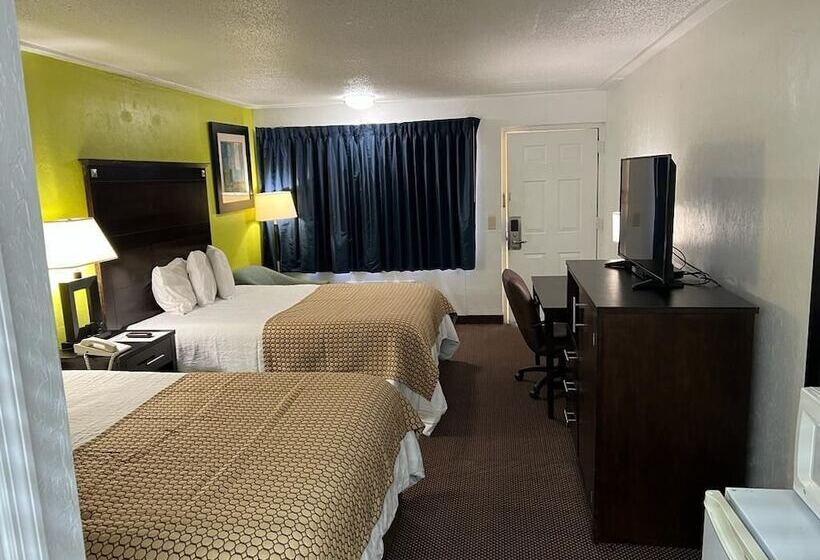 מוטל Driftwood Inn   Lake City