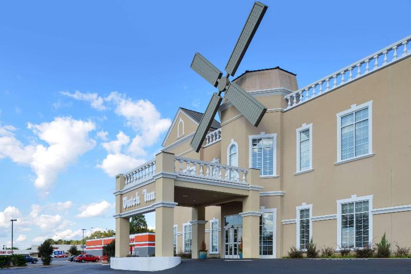 汽车旅馆  Quality Inn Dutch Inn