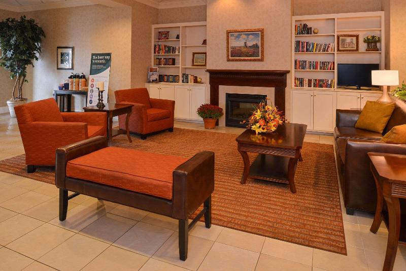 모텔 Quality Inn Dutch Inn