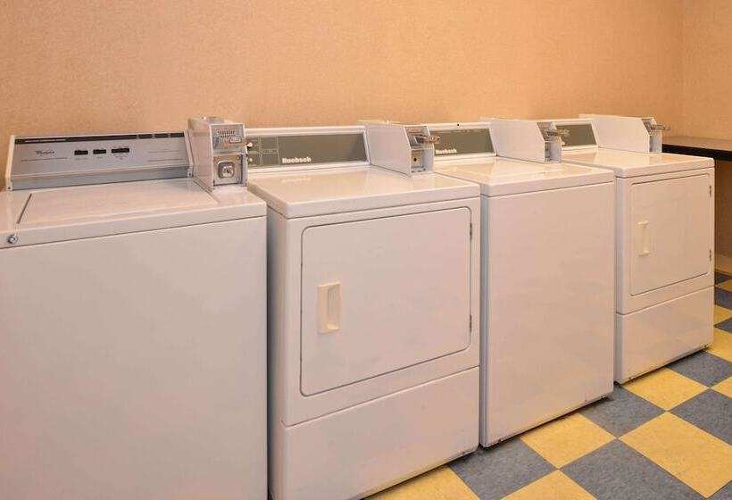 汽车旅馆  Quality Inn Dutch Inn