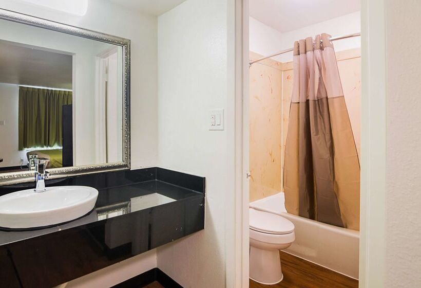 فندق على الطريق Studio 6tyler, Tx