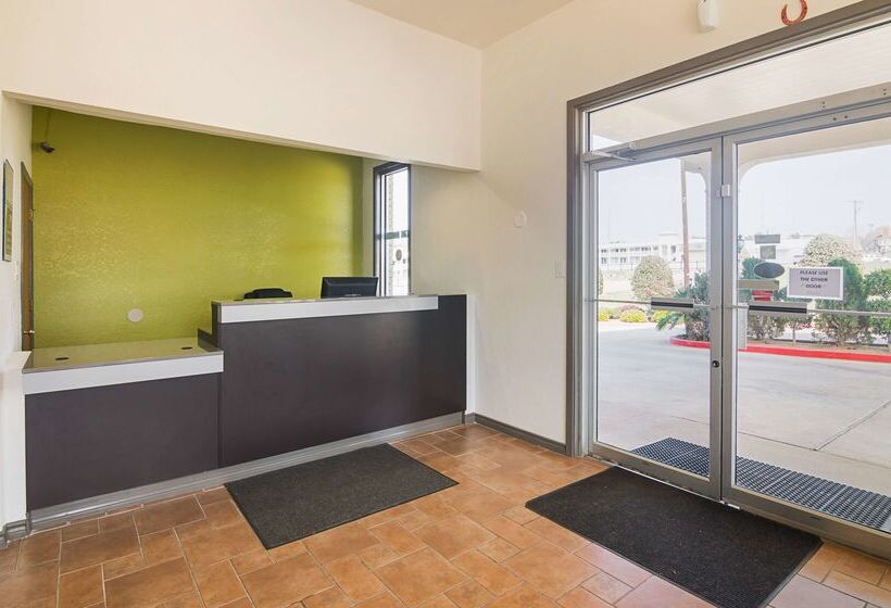 فندق على الطريق Studio 6tyler, Tx