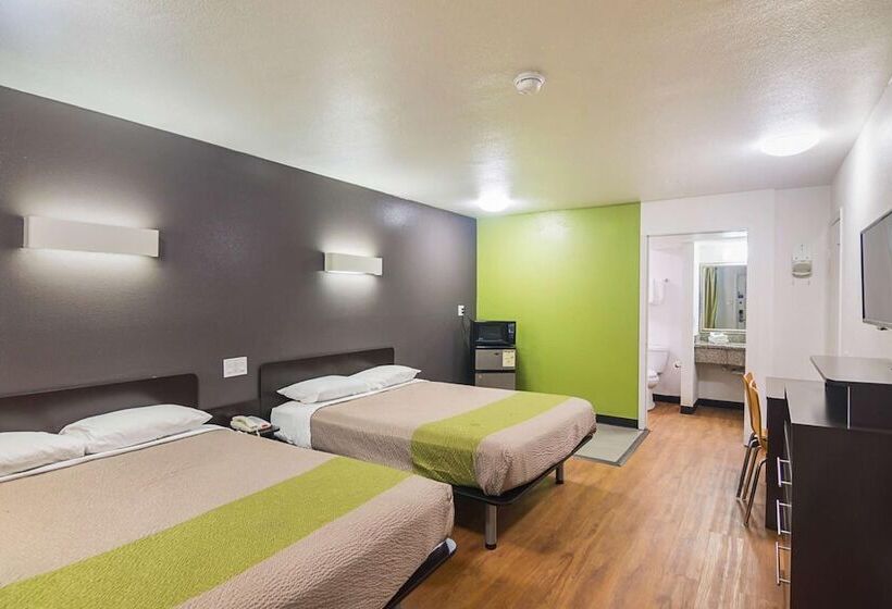 فندق على الطريق Studio 6tyler, Tx