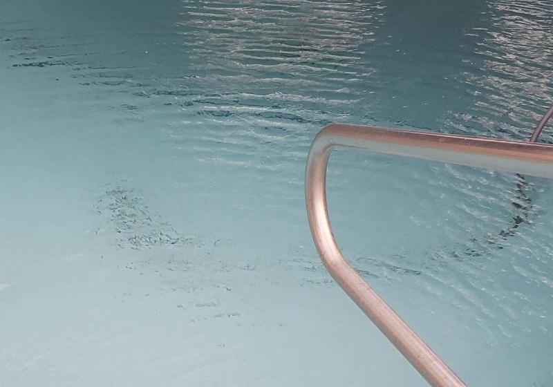 מוטל The Yosemite Inn