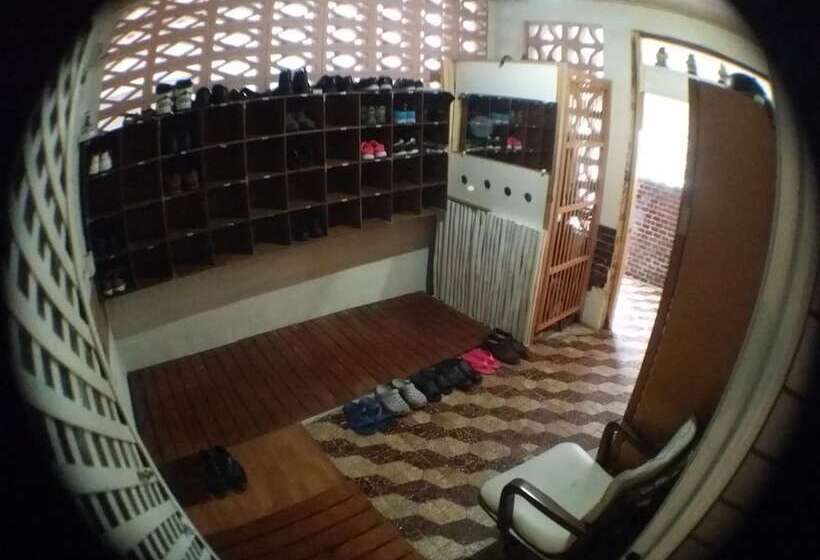 הוסטל Guesthouse Base Okinawa