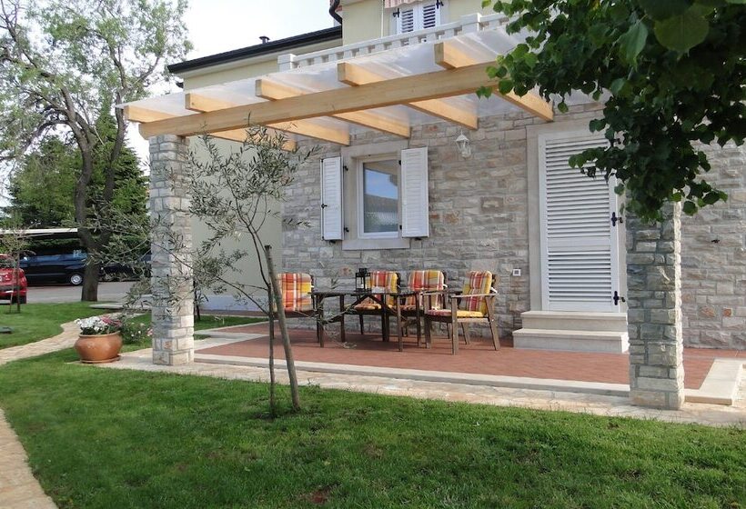 Apartments Villa Ela