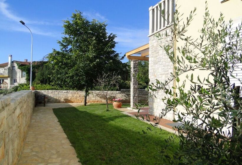 Apartments Villa Ela