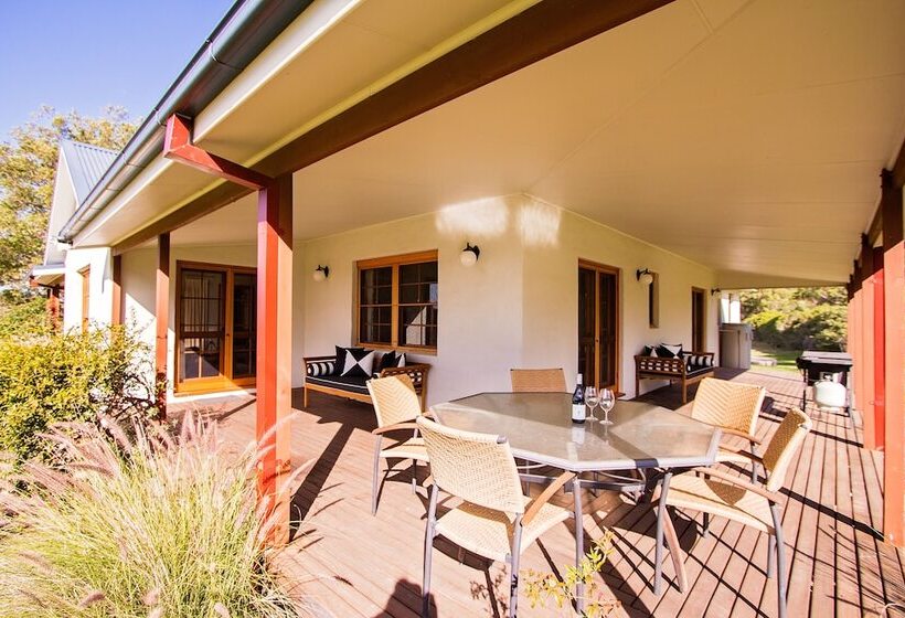 Audrey Wilkinson Vineyard