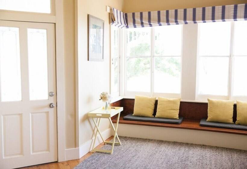 Audrey Wilkinson Vineyard