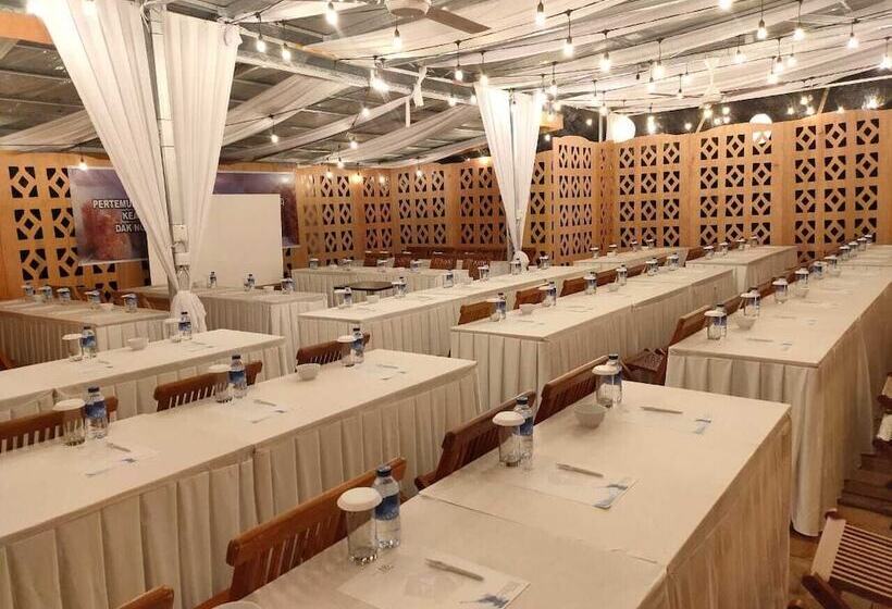 Bed and Breakfast Hello Bintan Beach Cottages