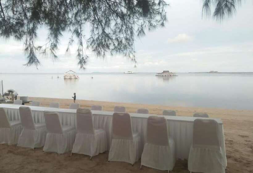 Bed and Breakfast Hello Bintan Beach Cottages