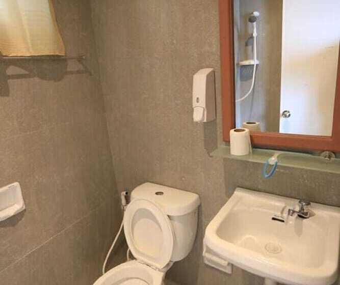 تختخواب و صبحانه Ichehan Lodge