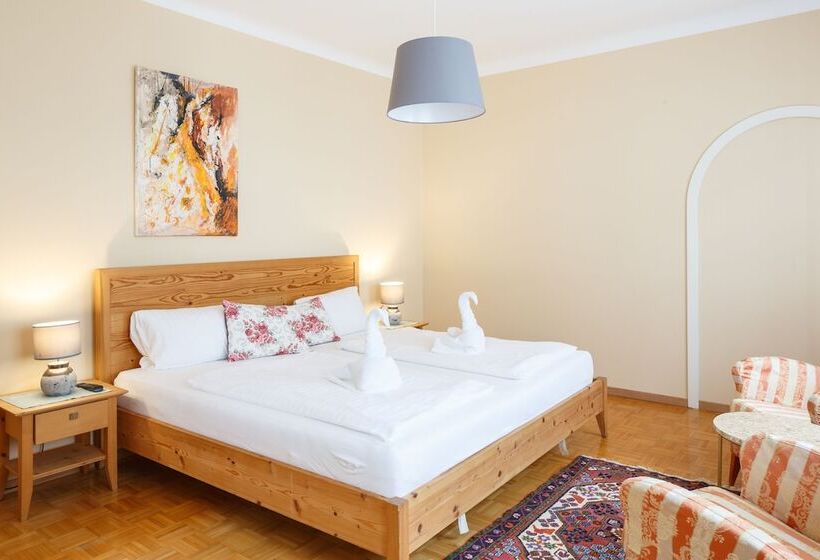Bed and Breakfast Pension Laubenhof