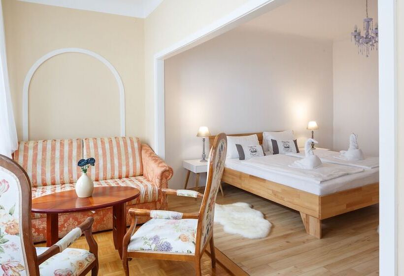 Bed and Breakfast Pension Laubenhof