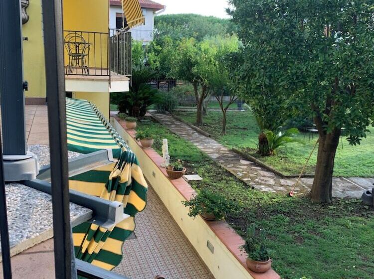 B&b Massico Apartments