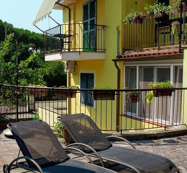 B&b Massico Apartments