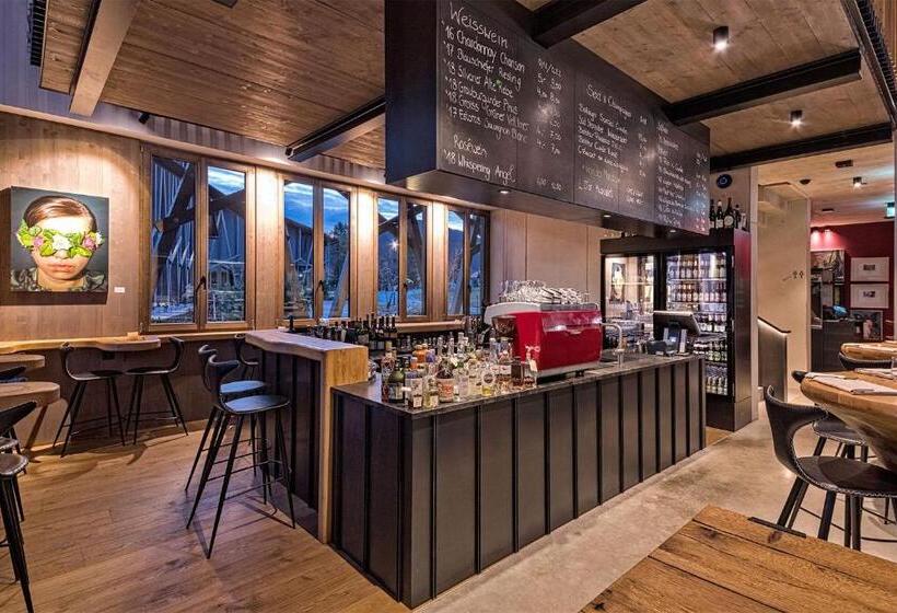 Boutique Hotel Lartor