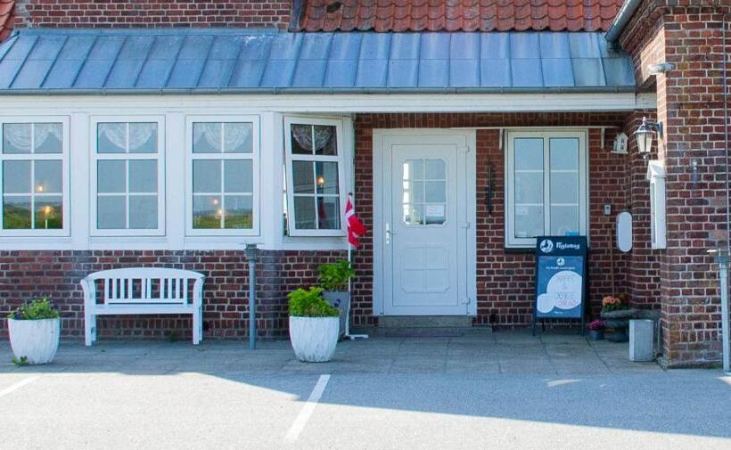 여관 Ballum Slusekro