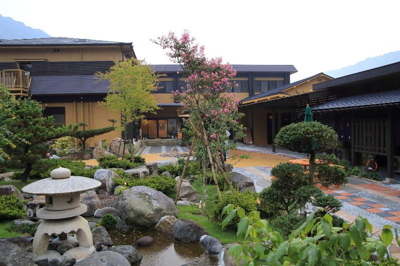 ホテル Koshikano Onsen