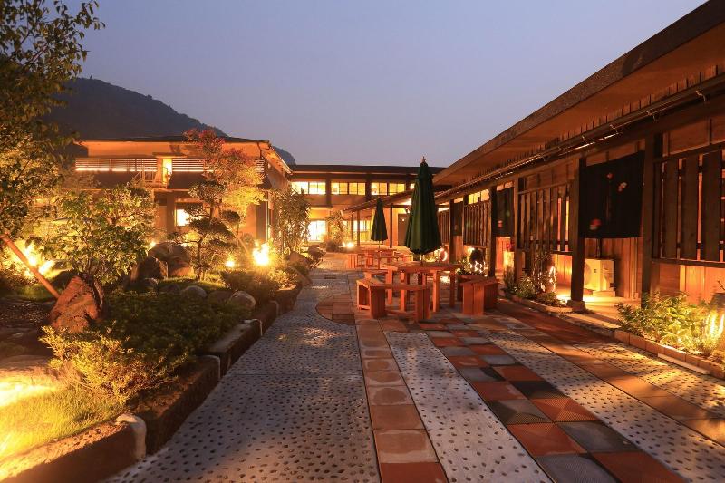 ホテル Koshikano Onsen