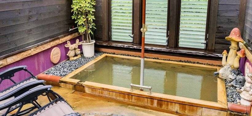 ホテル Koshikano Onsen