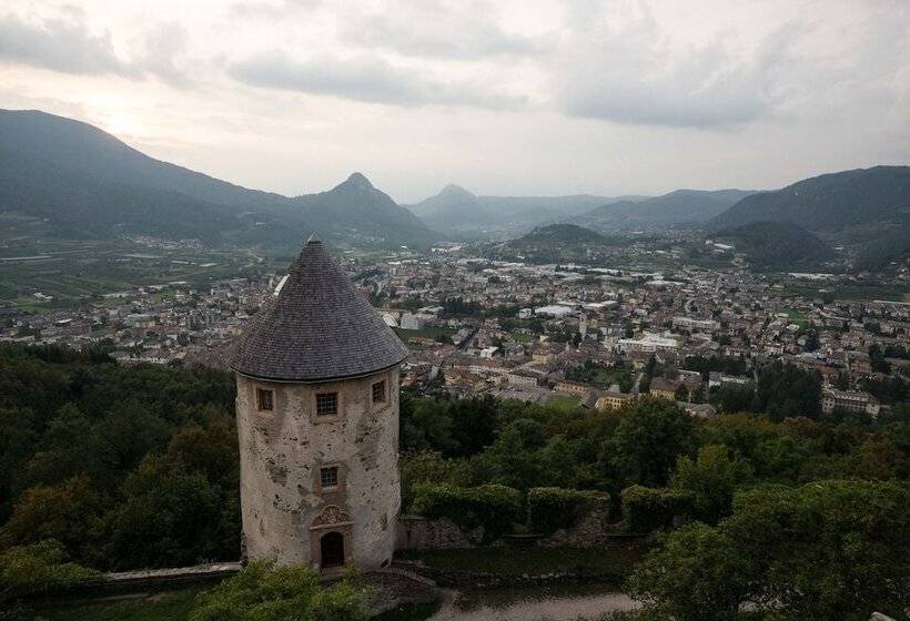 فندق Castel Pergine