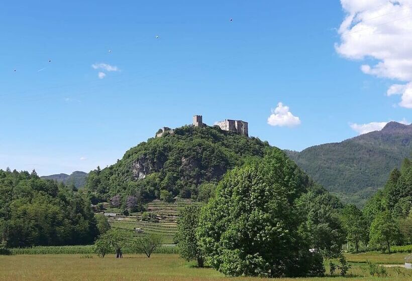 فندق Castel Pergine