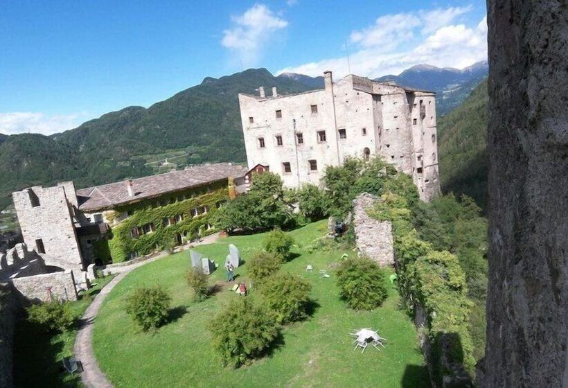 فندق Castel Pergine